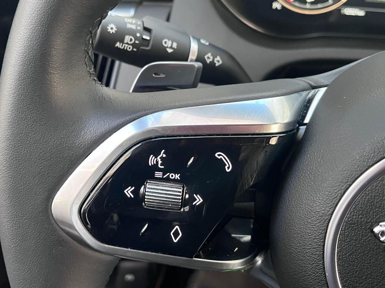 Jaguar E-Pace 2.0D MHEV 163CV AWD Auto R-Dynamic GARANZIA 5 ANNI