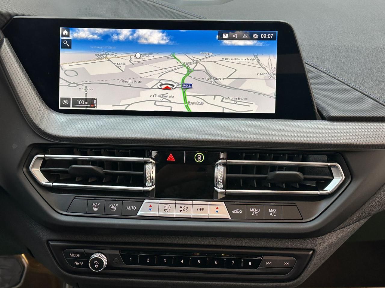 BMW 135 i xDrive TETTO|LED|RETROCAMERA|UNICOPROP.|19′