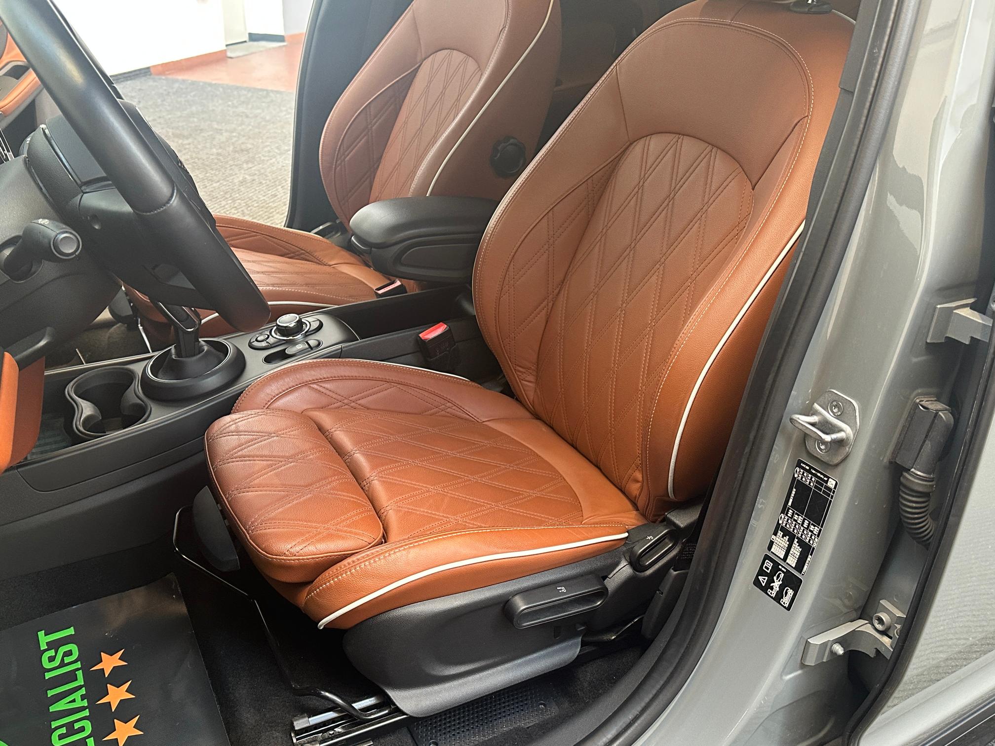 Mini Countryman Cooper 1.5 ALL4 Hype JCW PELLE|SERVICE|CARPLAY|LED|19′