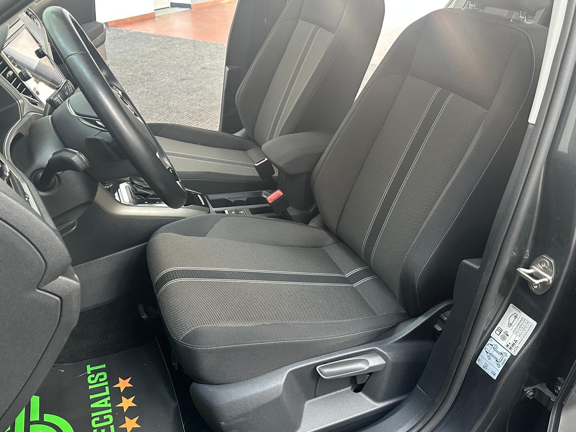 Volkswagen T-Roc 1.5 tsi Style dsg PADDLES|ACC|CARPLAY|DAB