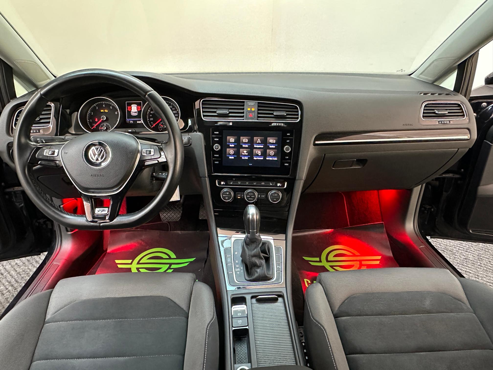 Volkswagen Golf 1.5 150 CV R-LINE|AUTO|LED|CARPLAY|ACC|17′