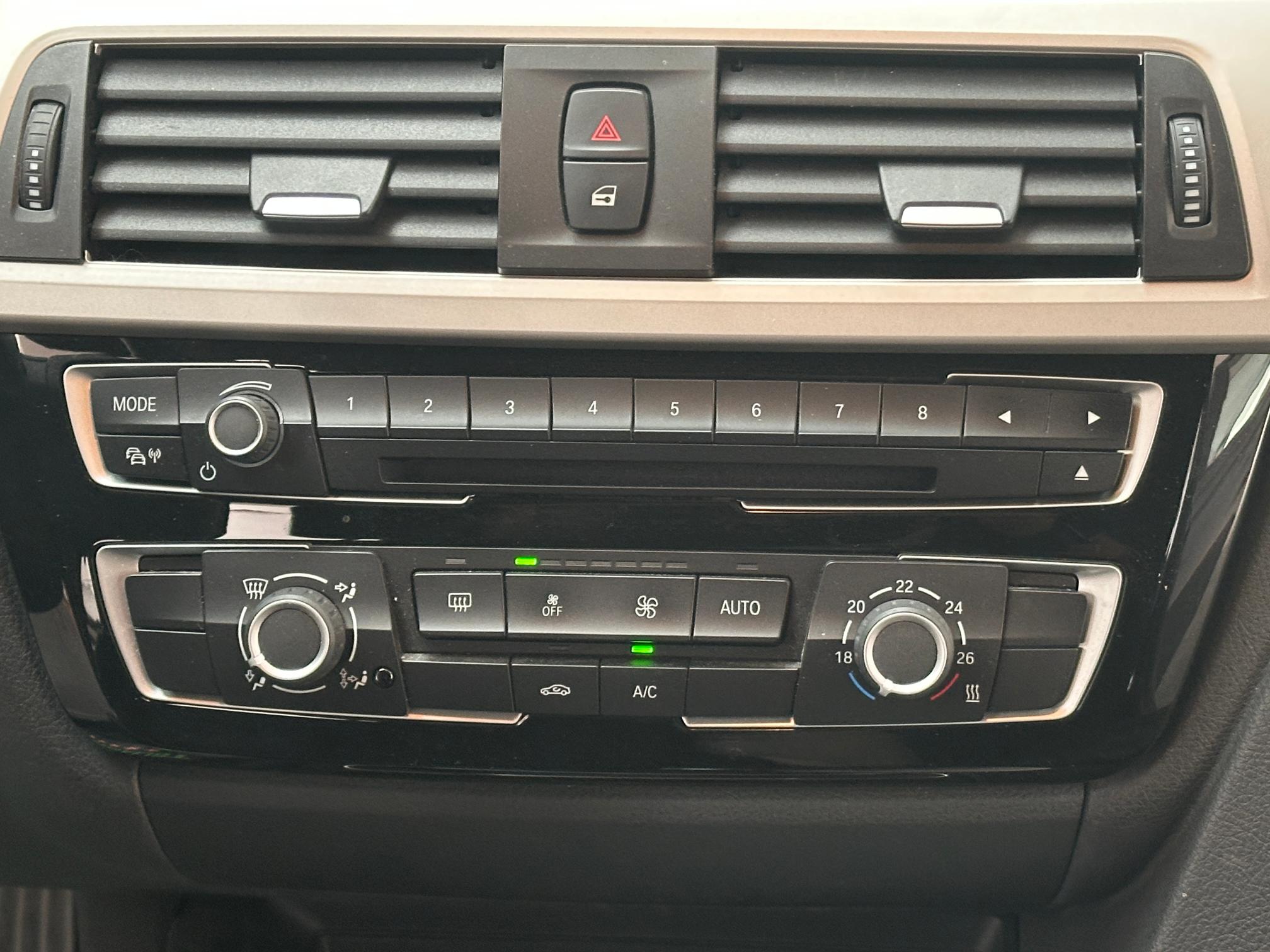 BMW 318 d Touring xdrive LED|NAVI|SENSORI|EURO6B