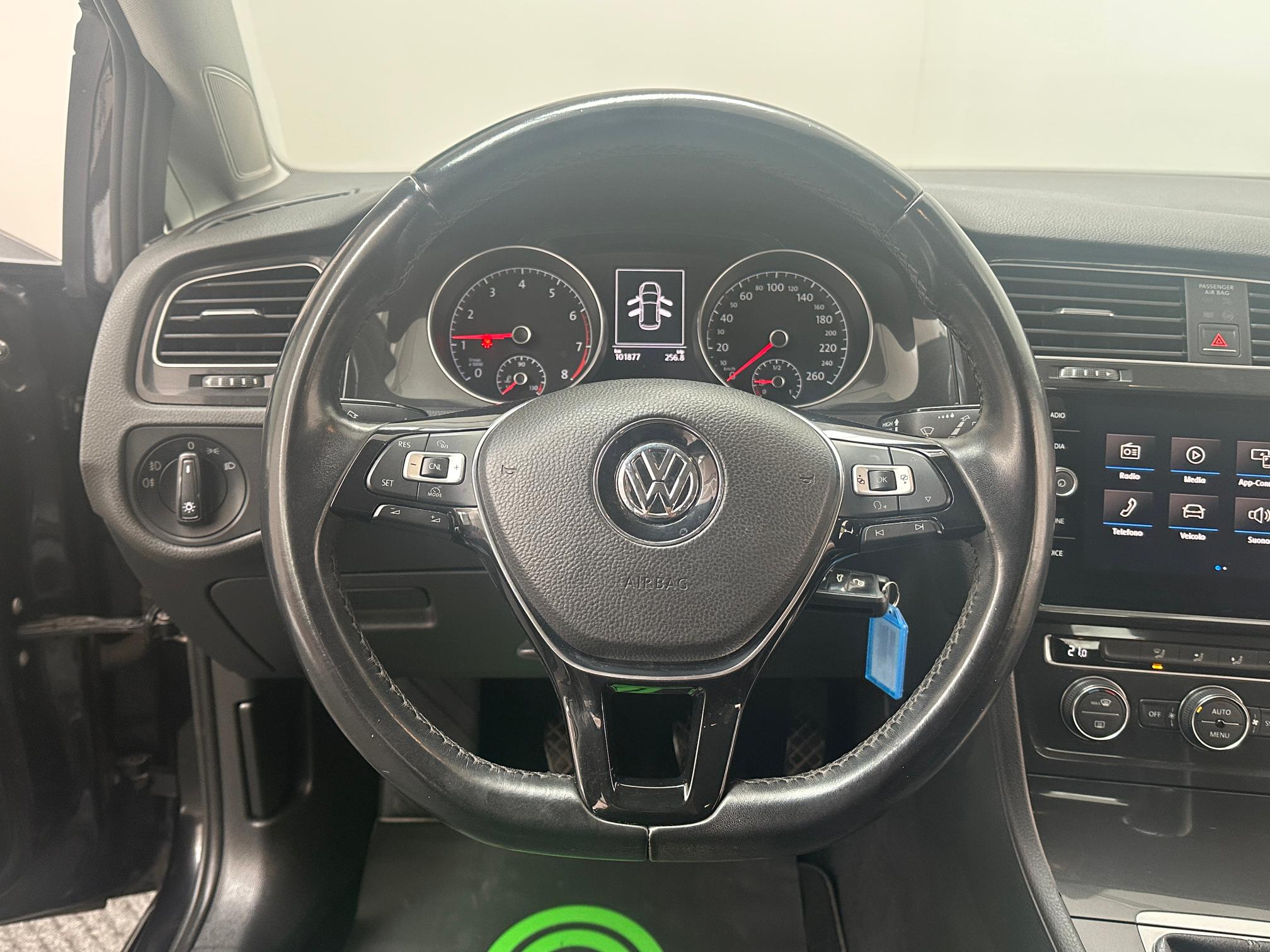 Volkswagen Golf UNIPROP.|NEOPAT|TAGLIANDI|CARPLAY
