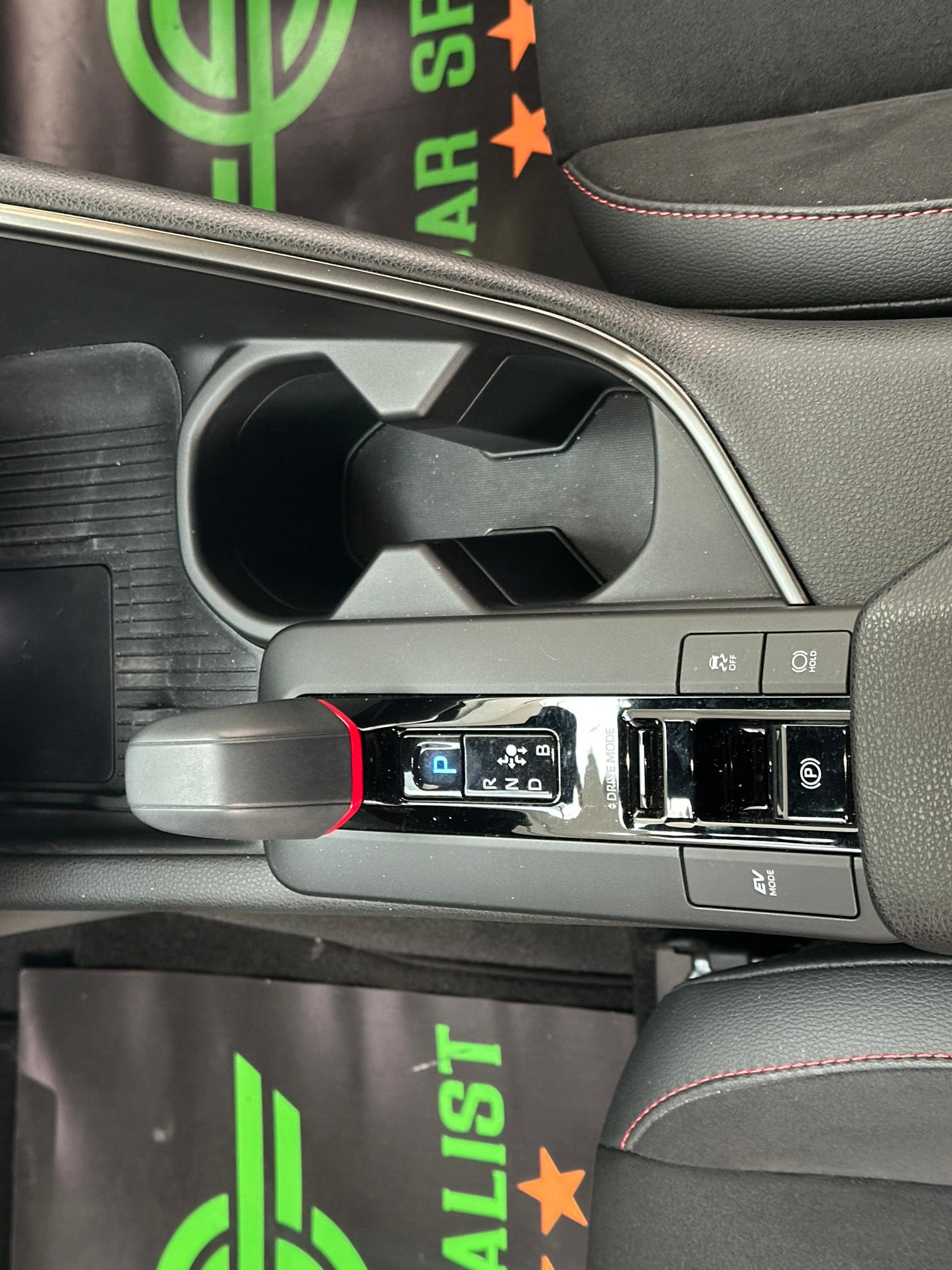 Toyota C-HR 2.0 hev GR Sport awd UNIPROP.|LED|ACC|19′