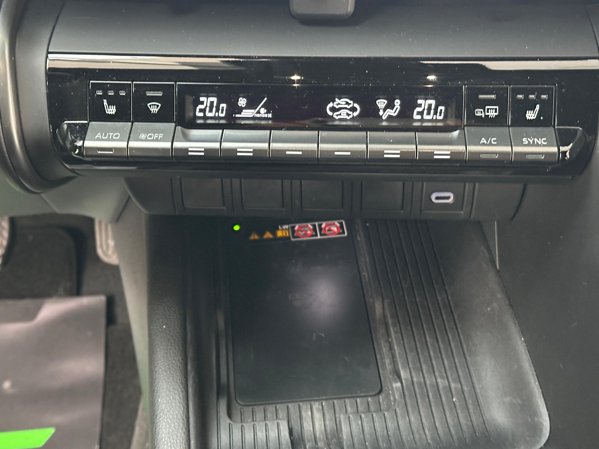 Toyota C-HR 2.0 hev GR Sport awd UNIPROP.|LED|ACC|19′