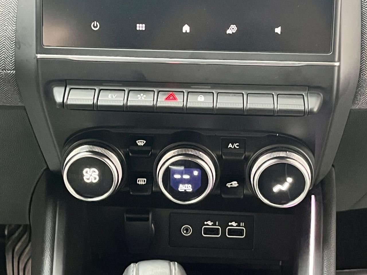 Renault Clio Full Hybrid E-Tech UNIPROP.|RETROCAMERA|CARPLAY