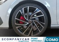 Volkswagen Golf 2.0 TSI DSG GTI
