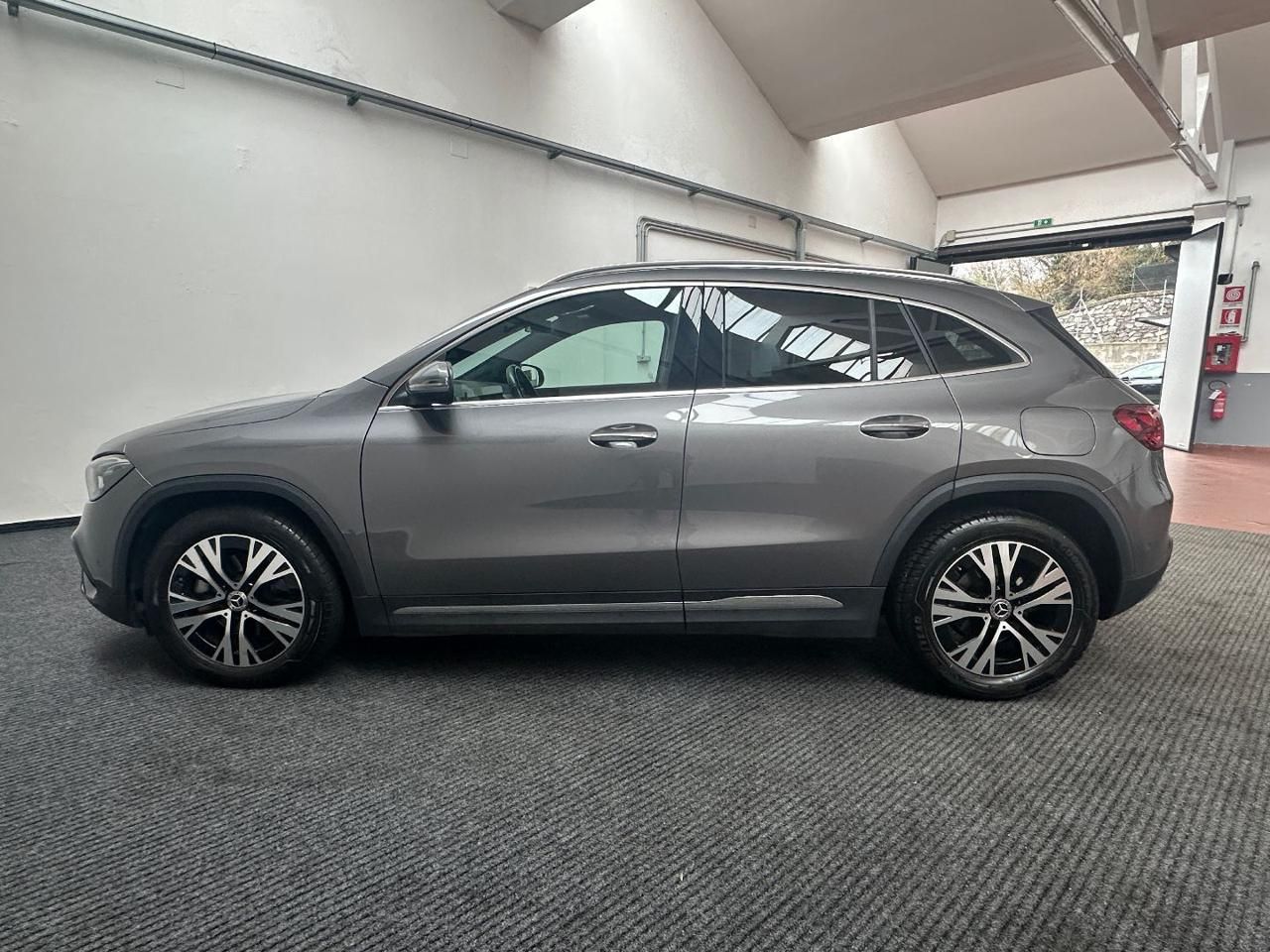 Mercedes-Benz GLA 180 d Progressive Advanced NEW MODEL UNIPROP.|LIGHT64|MULTIBEAM