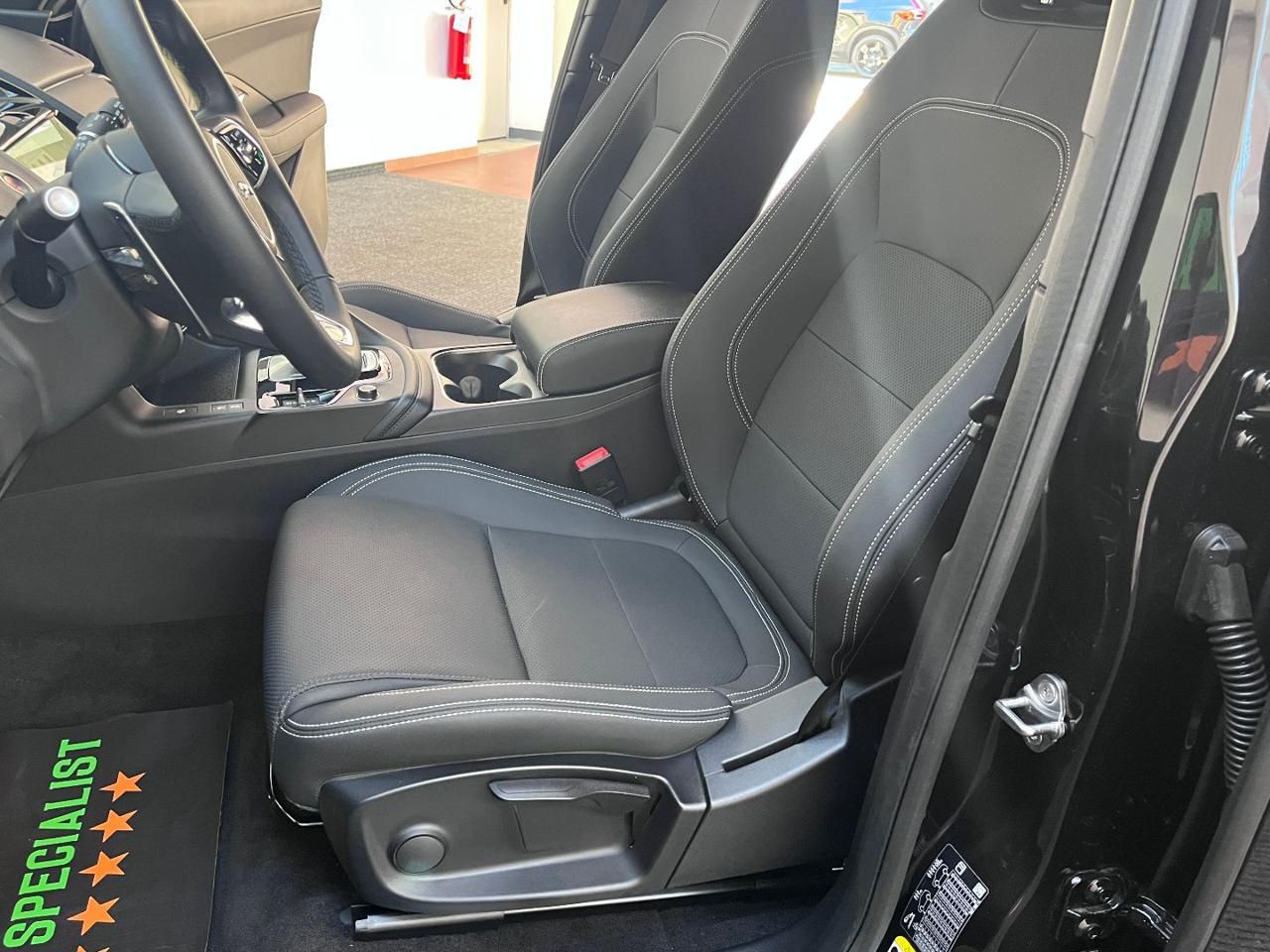 Jaguar E-Pace 2.0D MHEV 163CV AWD Auto R-Dynamic GARANZIA 5 ANNI