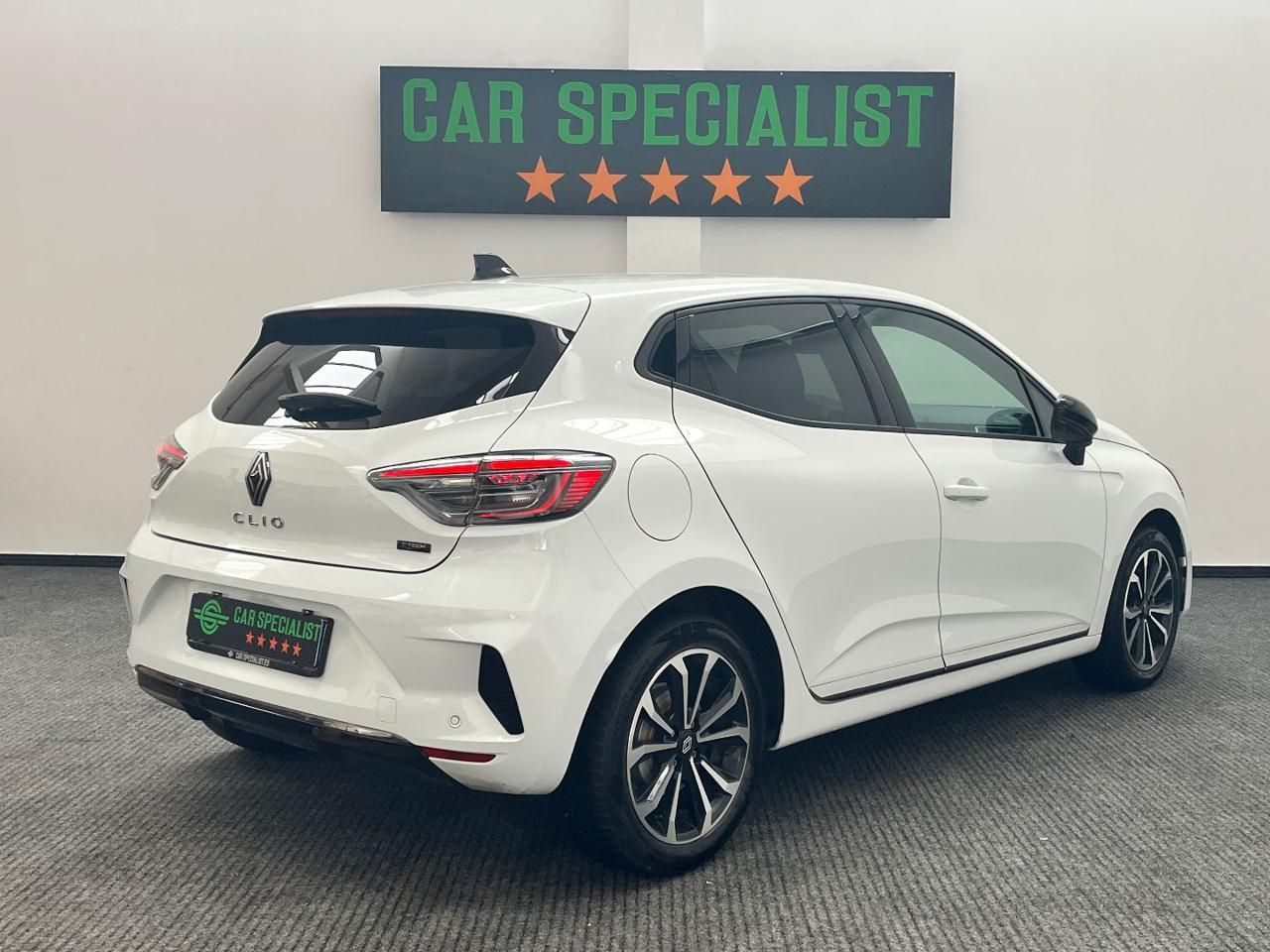 Renault Clio Full Hybrid E-Tech UNIPROP.|RETROCAMERA|CARPLAY
