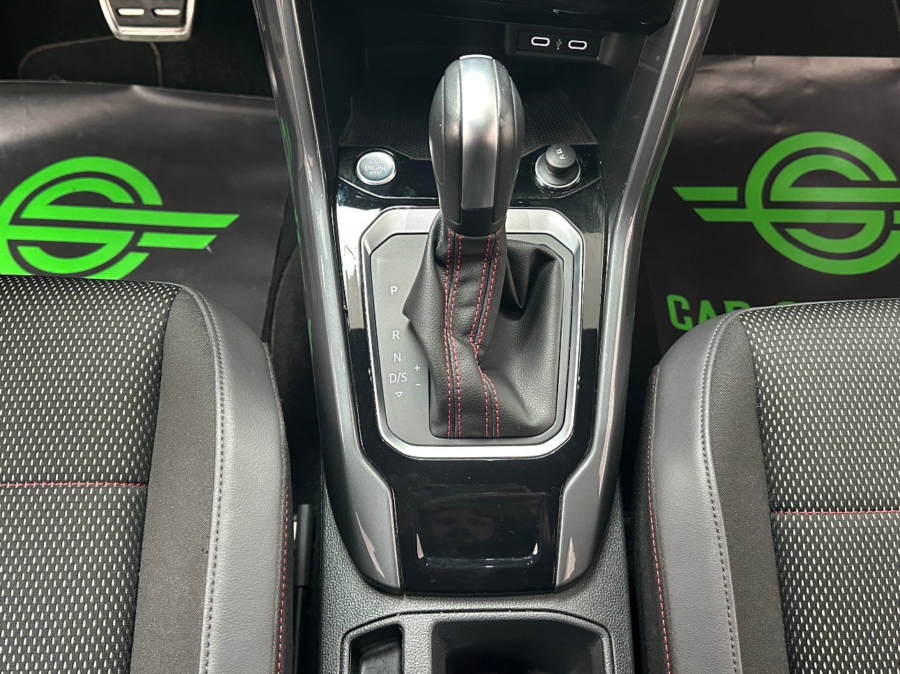 Volkswagen T-Roc 1.5 tsi R-LINE dsg LED|ACC|RETROCAMERA|18′