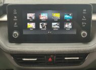 Skoda Fabia 1.0 tsi Young Edition NEOPAT.|CARPLAY|RETROCAMERA