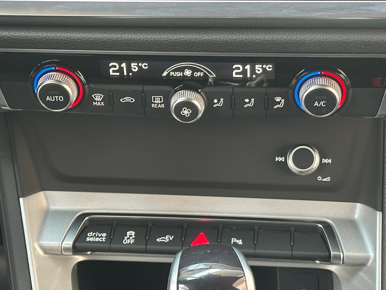 Audi Q3 Sportback 45 1.4 tfsi e s-tronic LED|CARPLAY|ACC|18′