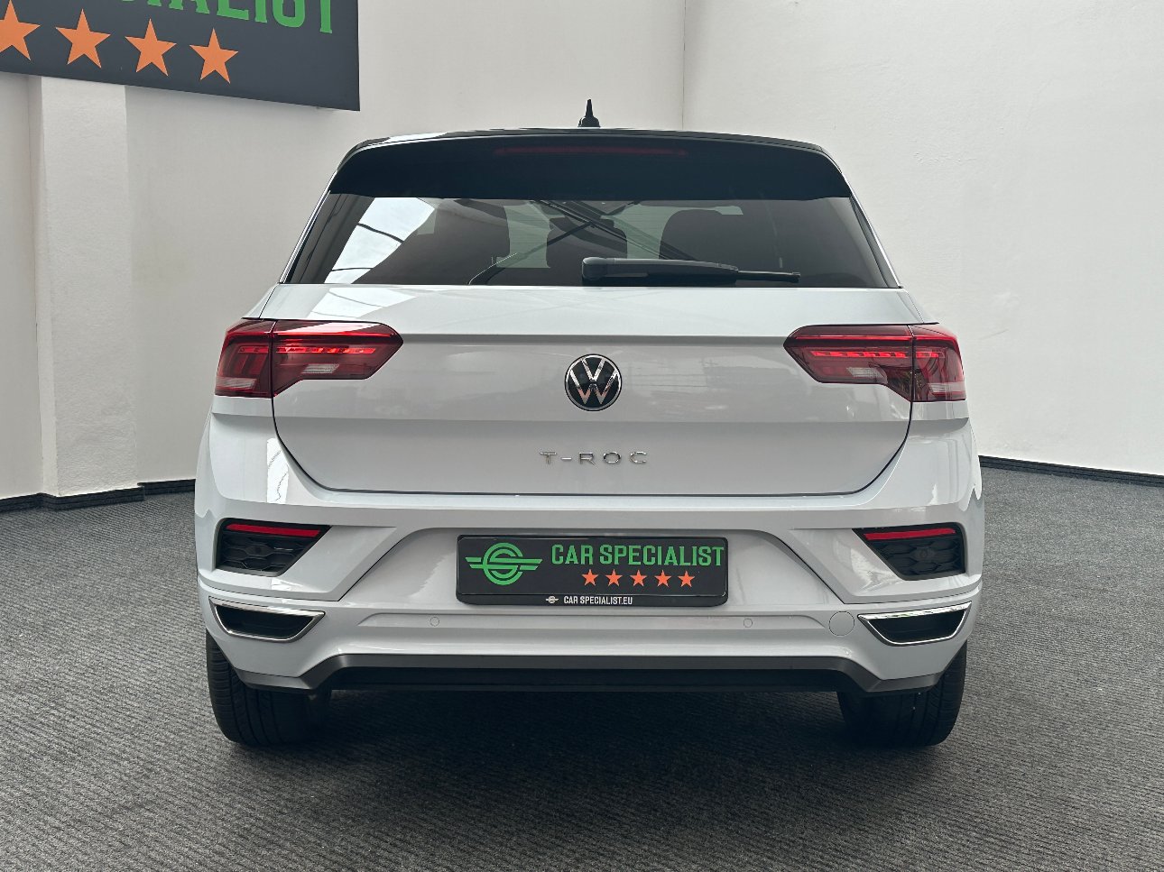 Volkswagen T-Roc 1.5 tsi R-LINE dsg LED|ACC|RETROCAMERA|18′