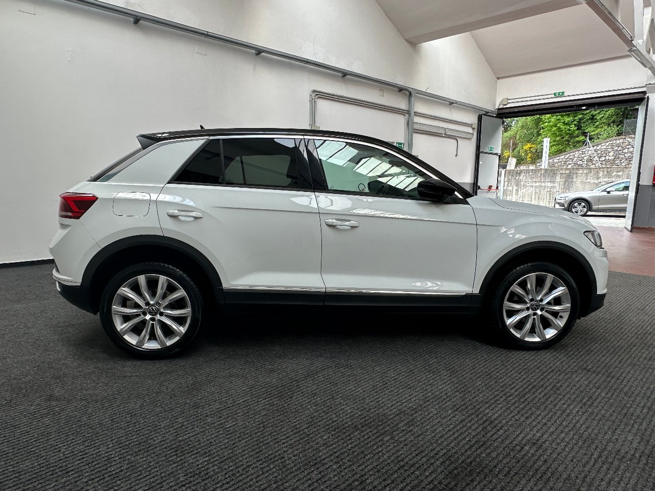 Volkswagen T-Roc 1.5 tsi Sport dsg RETROCAMERA|ACC|CARPLAY|18′