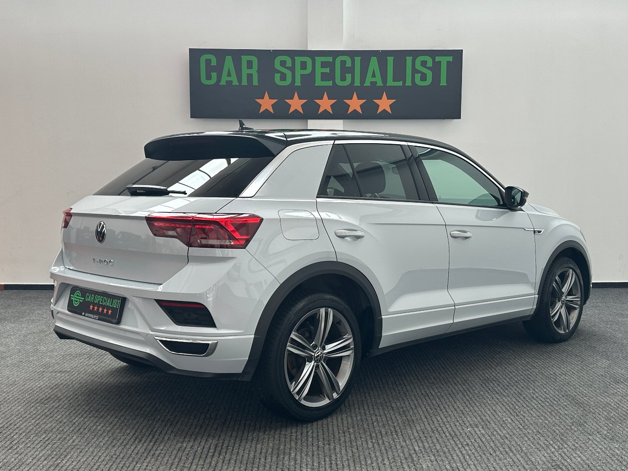 Volkswagen T-Roc 1.5 tsi R-LINE dsg LED|ACC|RETROCAMERA|18′