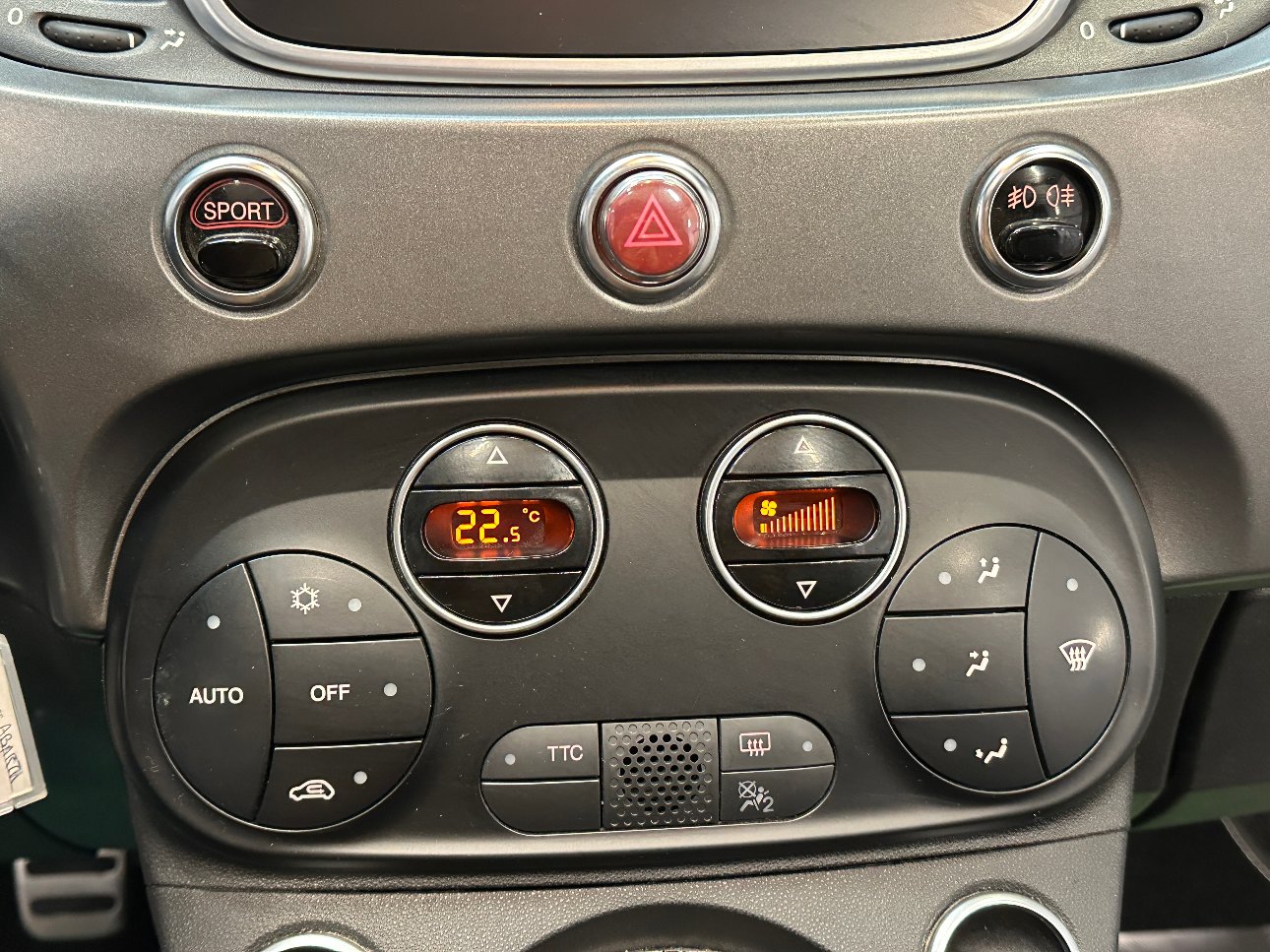 Abarth 595 1.4 t-jet Pista 160cv UNIPROP.|TETTO|CARPLAY|17′