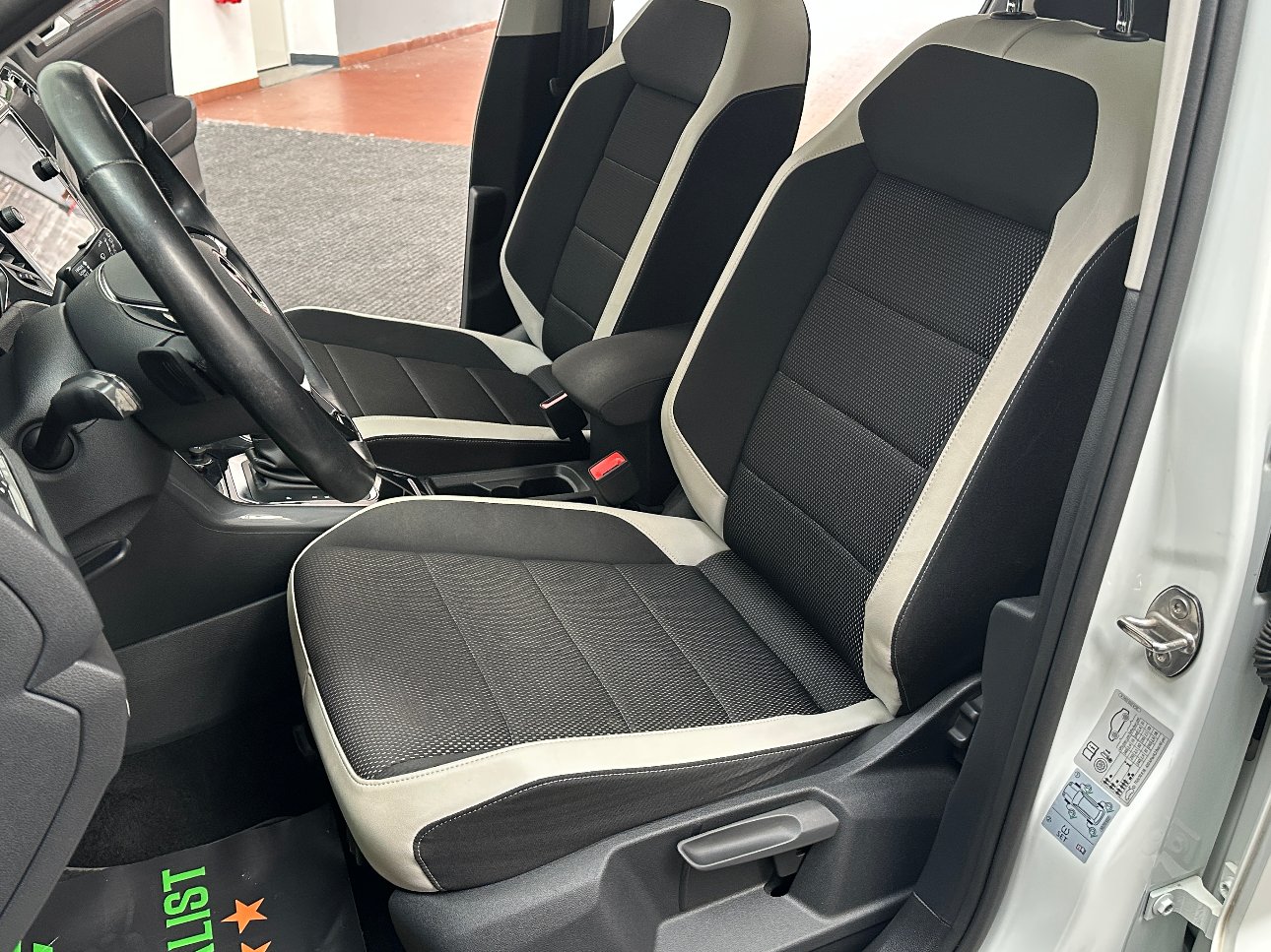 Volkswagen T-Roc 1.5 tsi Sport dsg RETROCAMERA|ACC|CARPLAY|18′