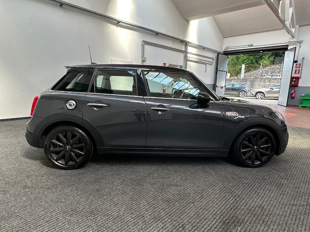 Mini Cooper SD 2.0 Auto 5p. EURO6|LED|PADDLES|17′