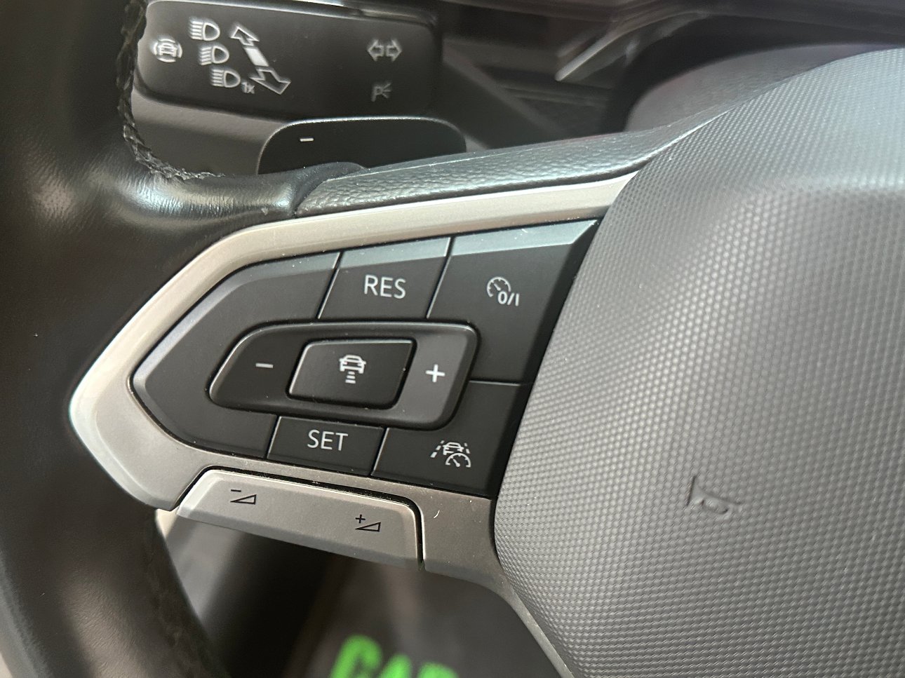 Volkswagen Taigo 1.0 tsi 110cv dsg NEOPAT.|PADDLES|LED|ACC