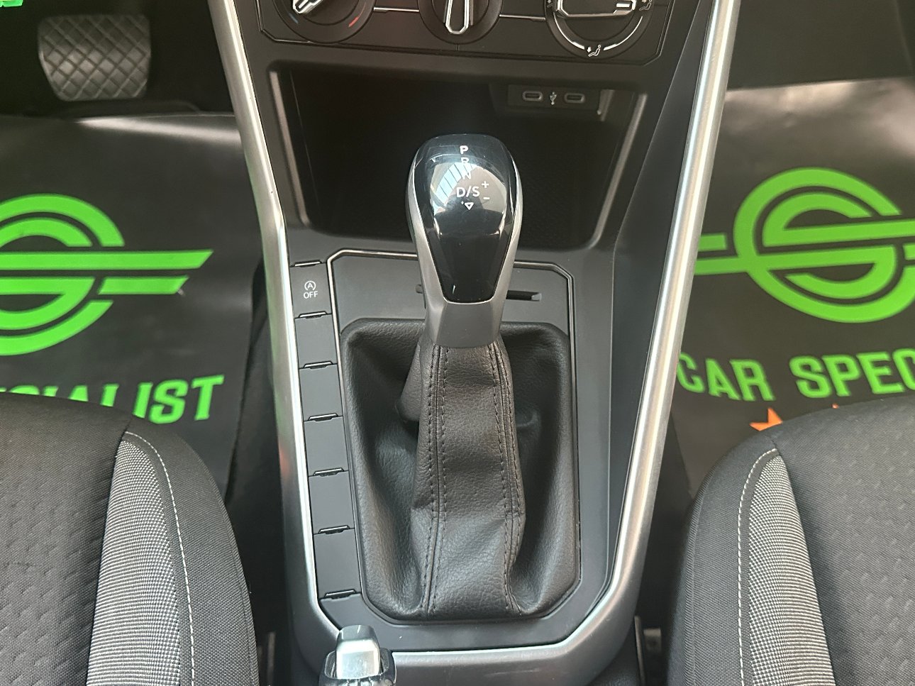 Volkswagen Taigo 1.0 tsi 110cv dsg NEOPAT.|PADDLES|LED|ACC