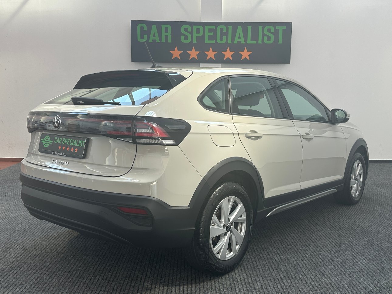 Volkswagen Taigo 1.0 tsi 110cv dsg NEOPAT.|PADDLES|LED|ACC