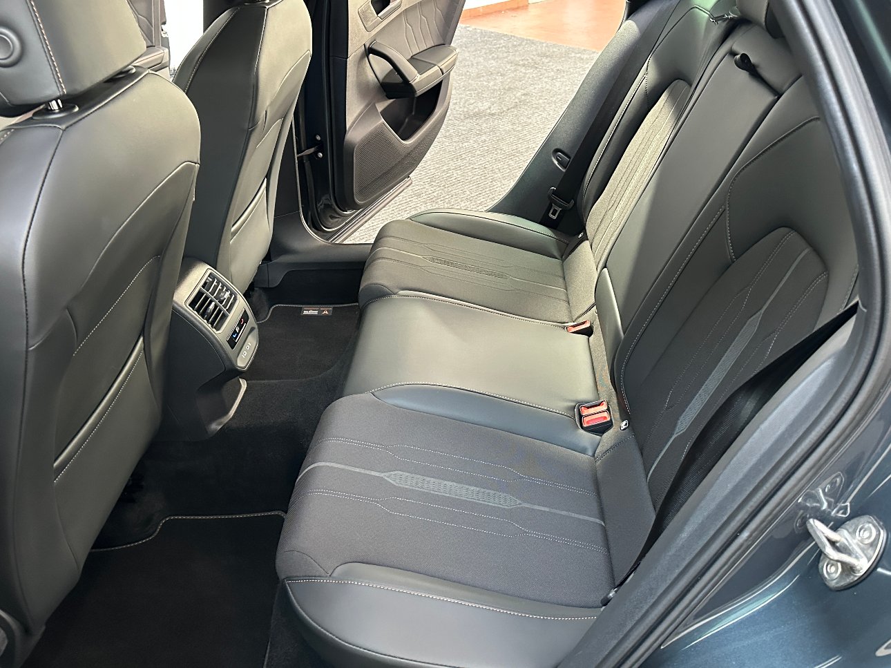 Cupra Formentor 1.5 tsi 150cv dsg AMBIENTE|ACC|PADDLES|18′