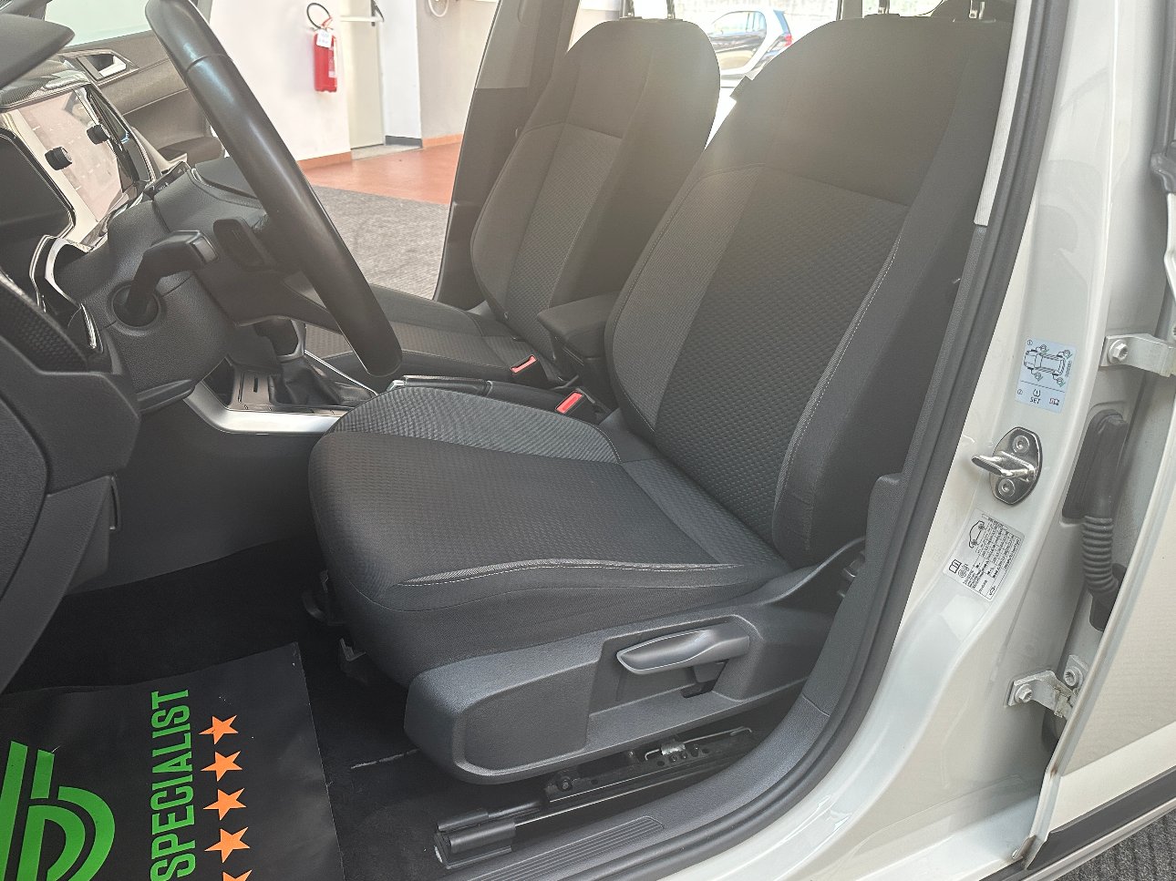 Volkswagen Taigo 1.0 tsi 110cv dsg NEOPAT.|PADDLES|LED|ACC