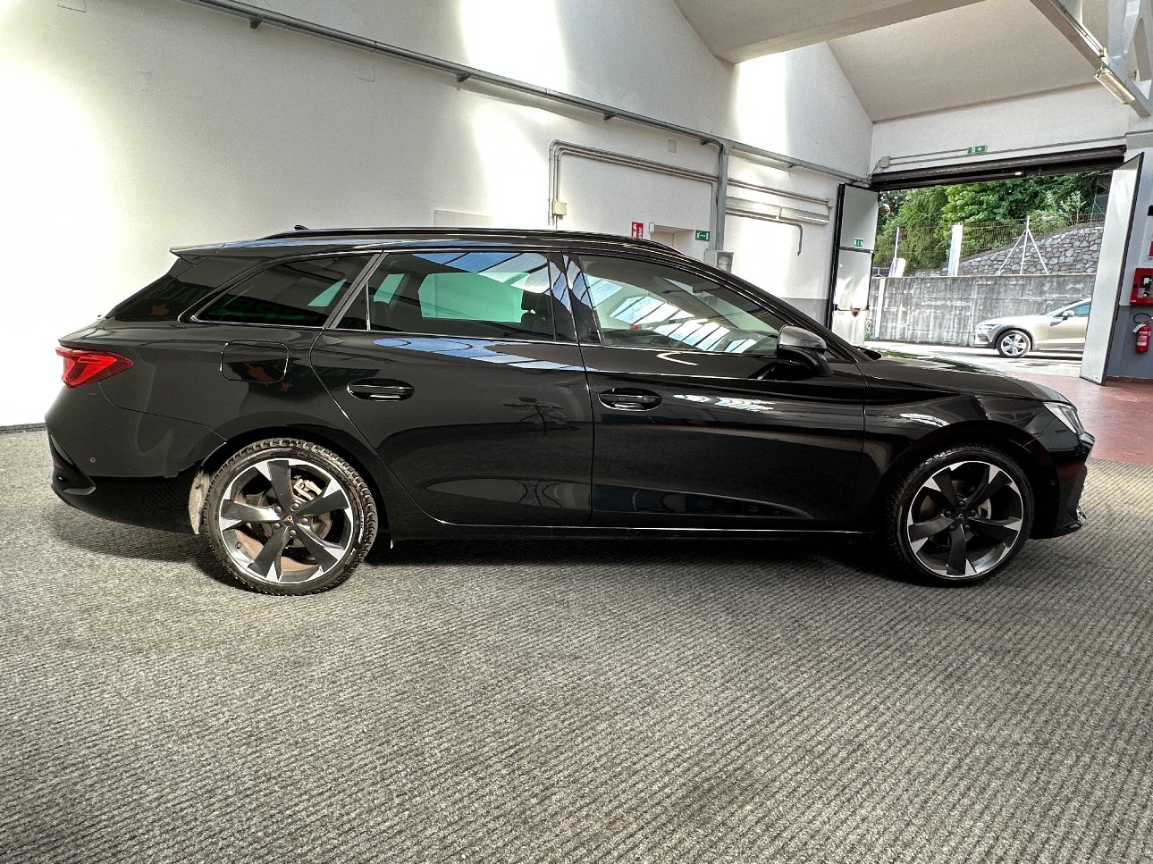 Cupra Leon Sportstourer 1.5 hybrid 150cv dsg REAR|KEYLESS|AMBIENT|ACC|18′