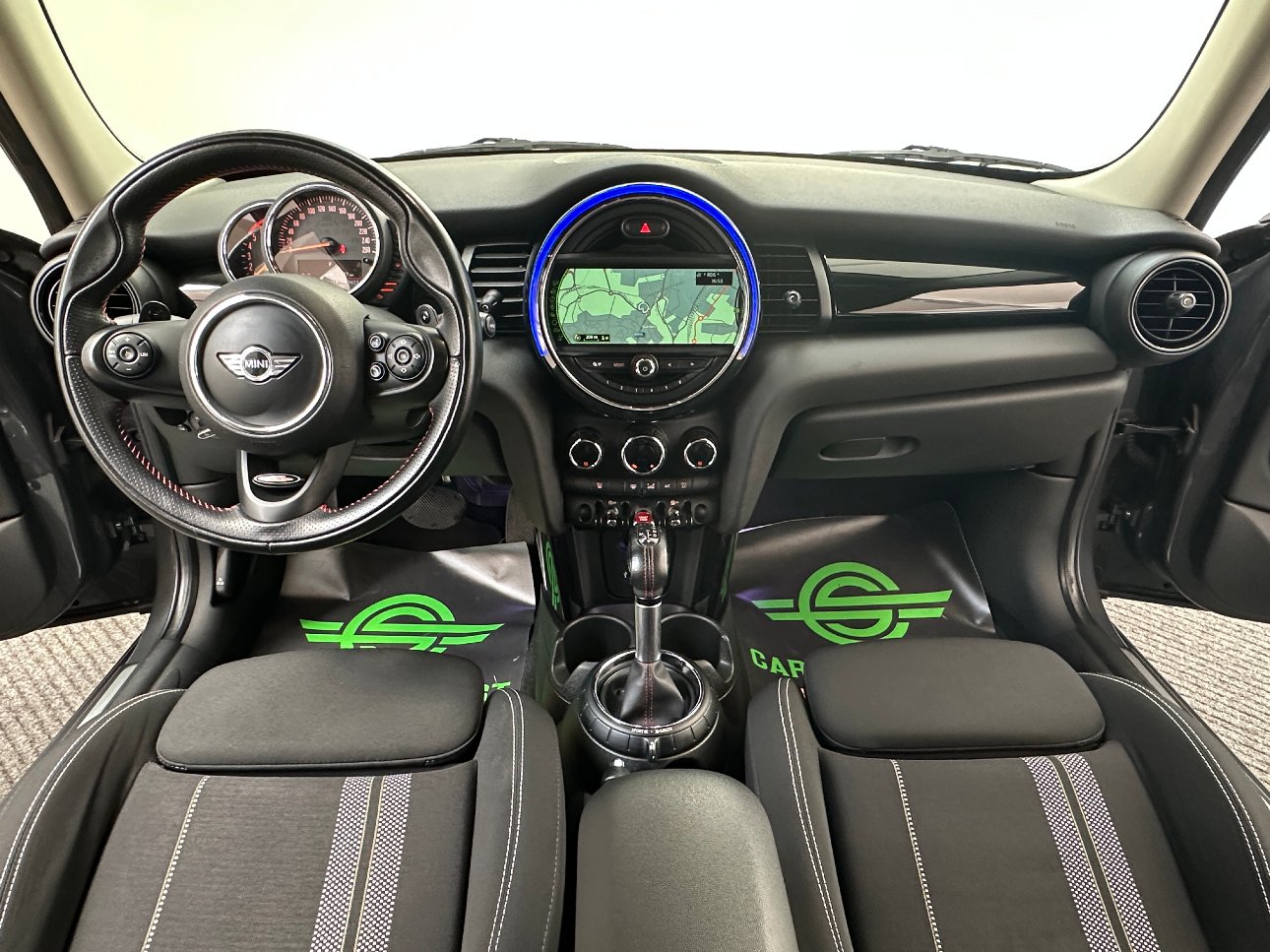 Mini Cooper SD 2.0 Auto 5p. EURO6|LED|PADDLES|17′