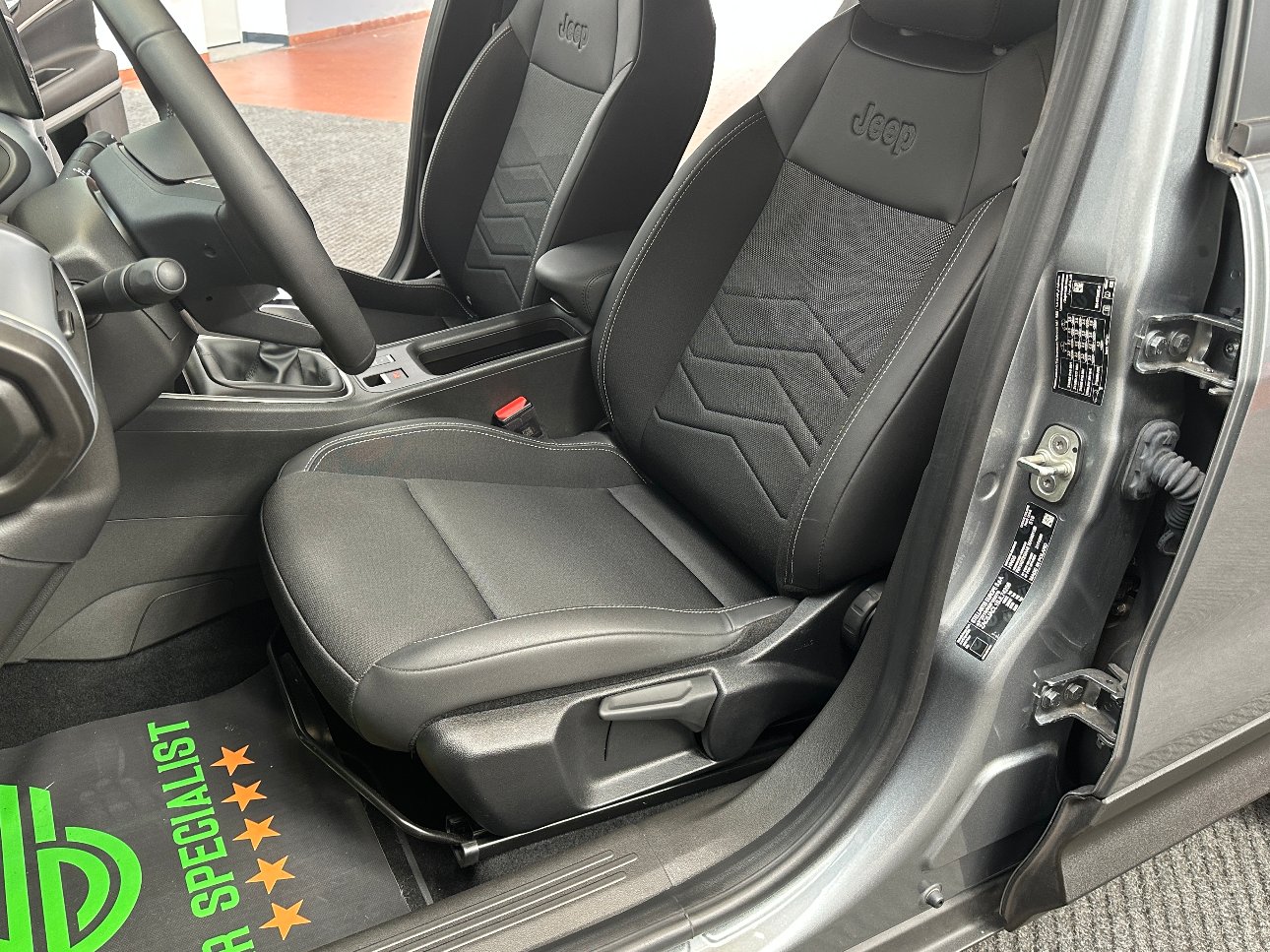 Jeep Avenger 1.2 turbo Altitude 100cv LED|360°|ACC|18’|GARANZIA