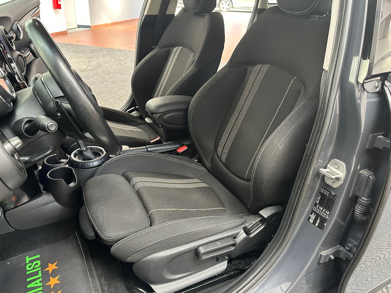 Mini Cooper SD 2.0 Auto 5p. EURO6|LED|PADDLES|17′