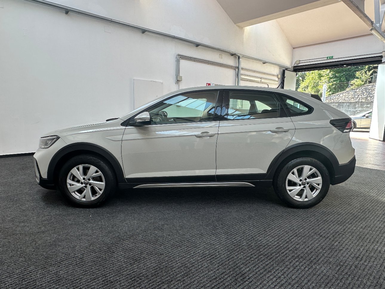 Volkswagen Taigo 1.0 tsi 110cv dsg NEOPAT.|PADDLES|LED|ACC