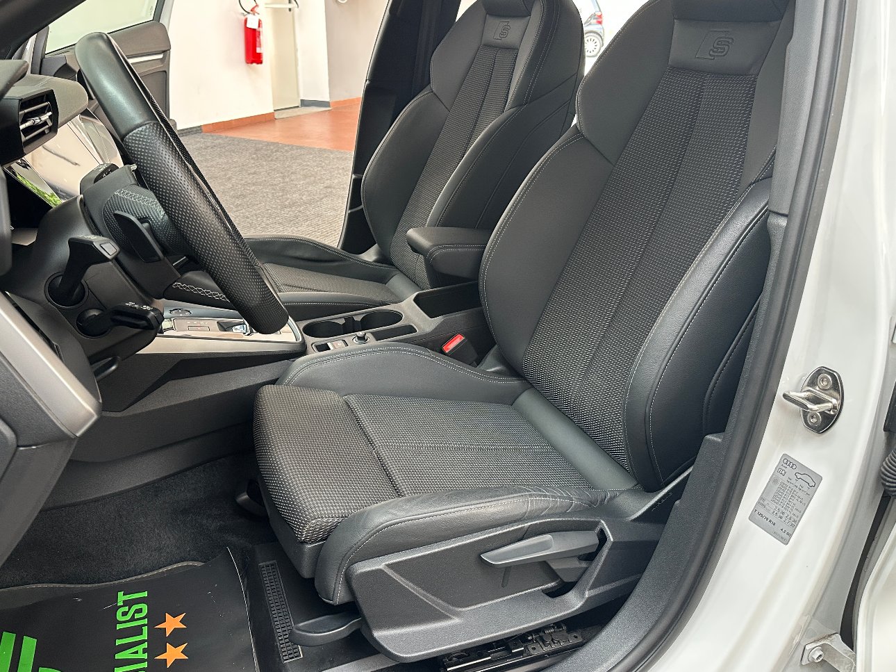 Audi A3 Sportback 30 1.0 tfsi mhev S line  NEOPAT:|360°|CARPLAY|HEAD-UP|18′
