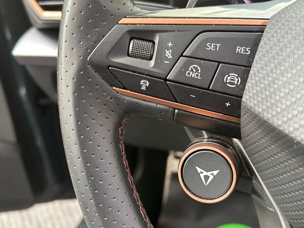 Cupra Leon 1.5 e-hybrid PHEV 204cv dsg LED|ACC|PADDLES|18′