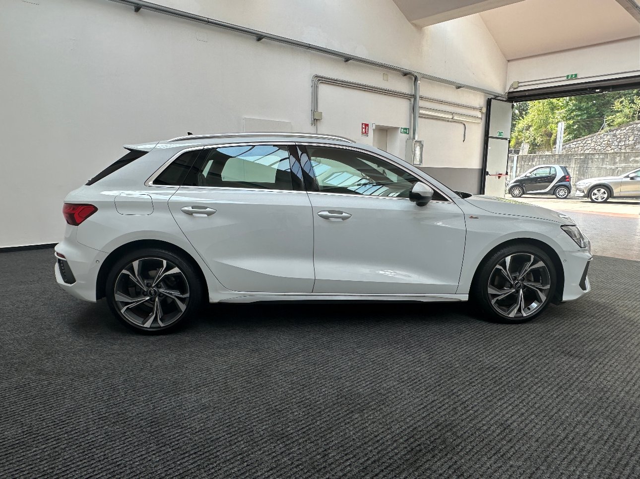Audi A3 Sportback 30 1.0 tfsi mhev S line  NEOPAT:|360°|CARPLAY|HEAD-UP|18′