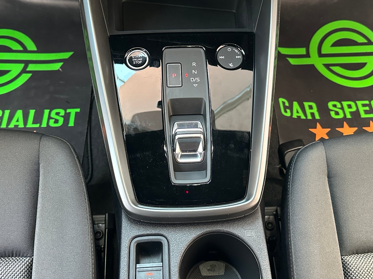 Audi A3 Sportback 40 1.4 tfsi e S line edition PHEV PLUG-IN LED|PADDLES|ACC|CARPLAY|18′