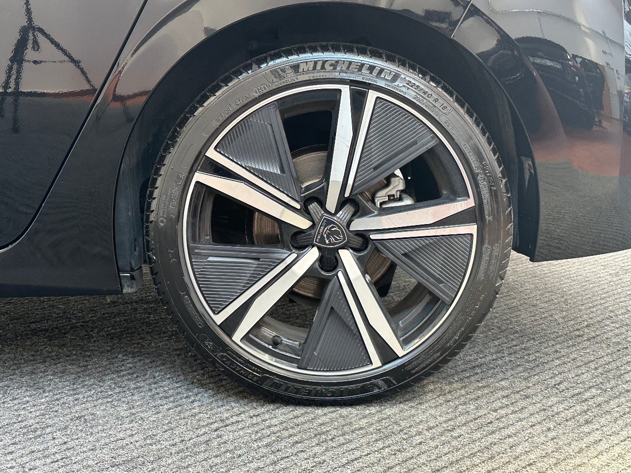 Peugeot 308 1.2 hybrid GT AUTO|360°|ACC|CARPLAY|17′
