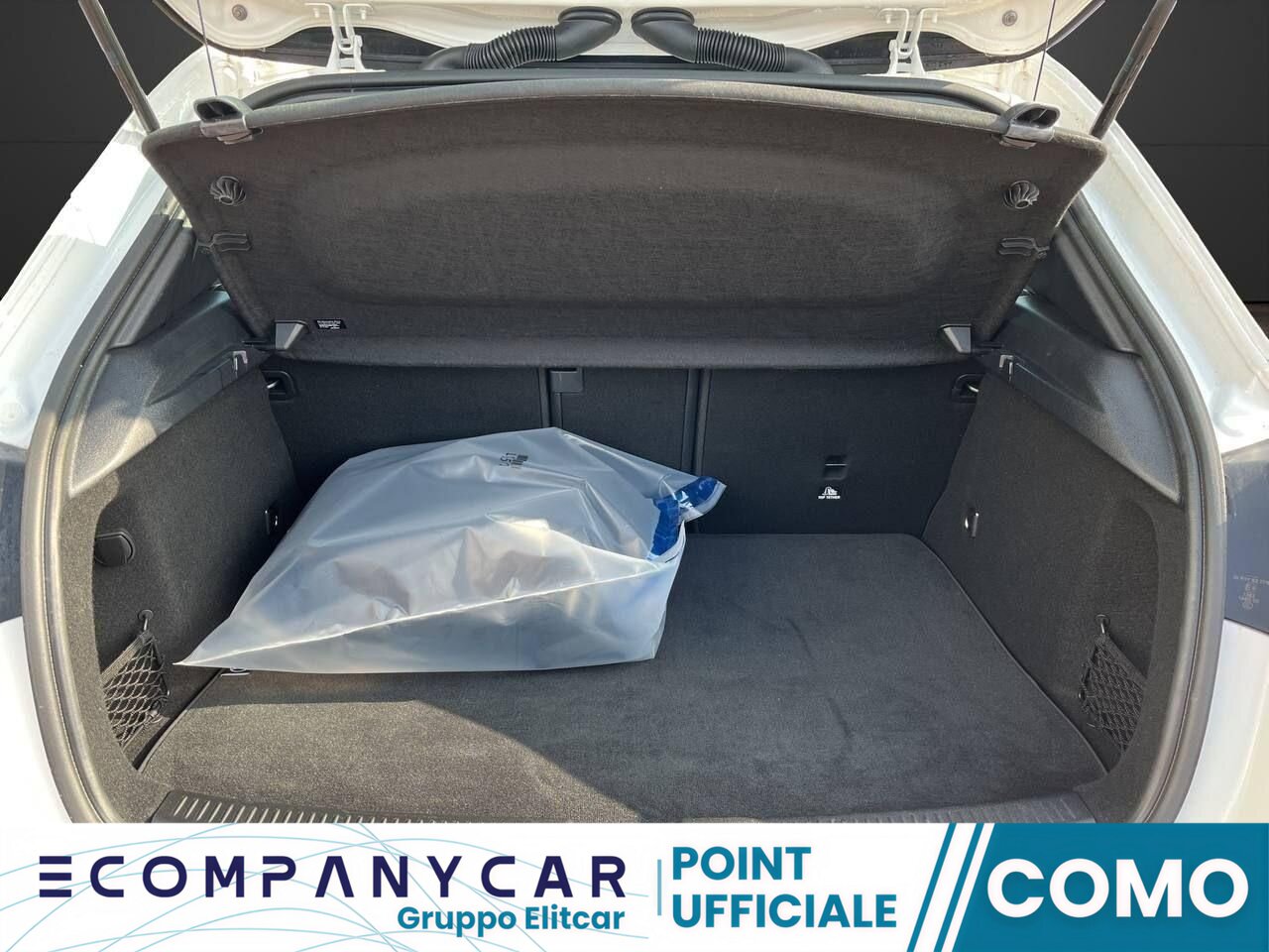Mercedes-Benz A 250 e hybrid EQ Progressive Advanced