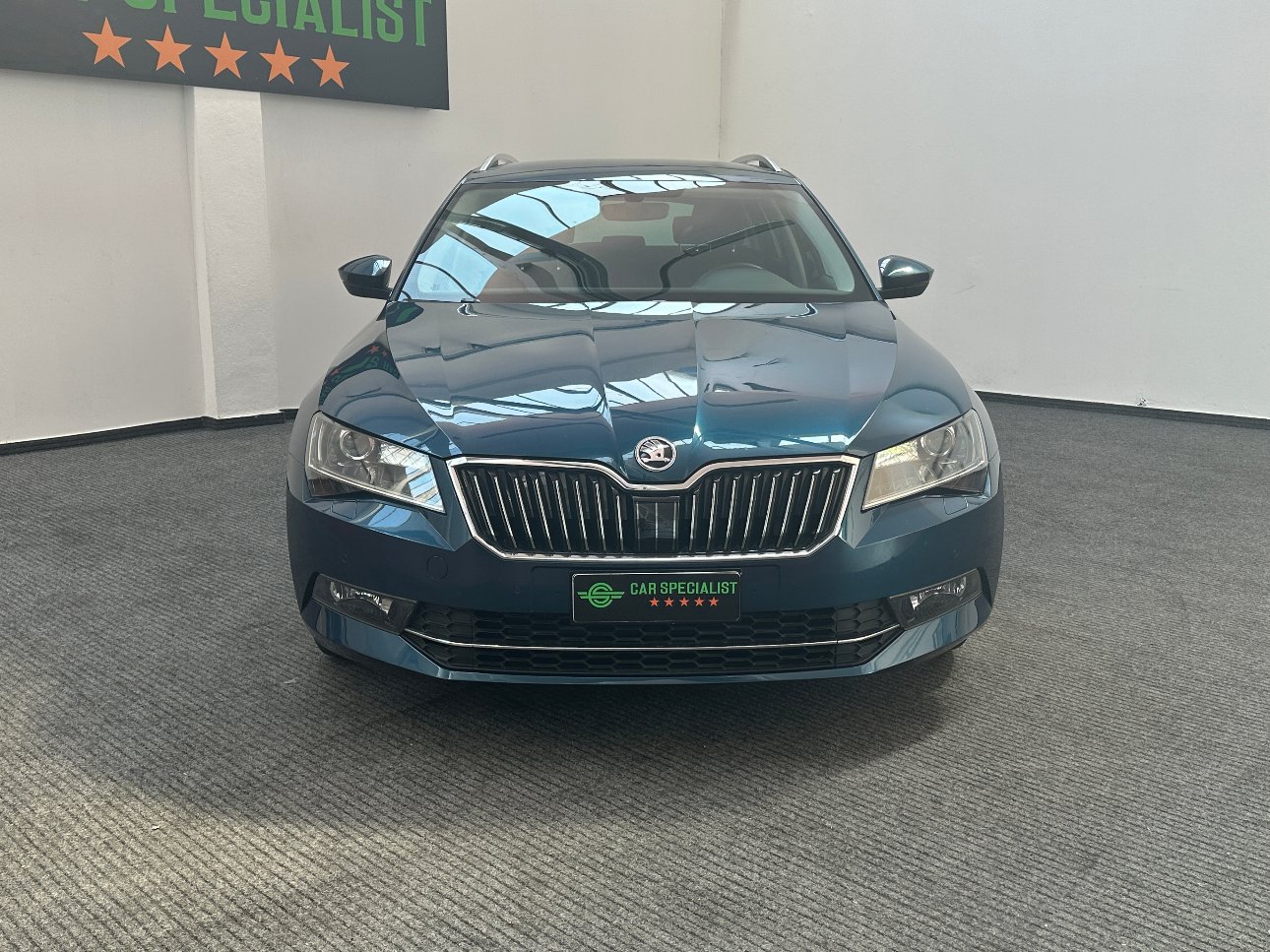 Skoda Superb Wagon 2.0 tdi Style 150cv dsg LED|CARPLAY|NAVI|17′