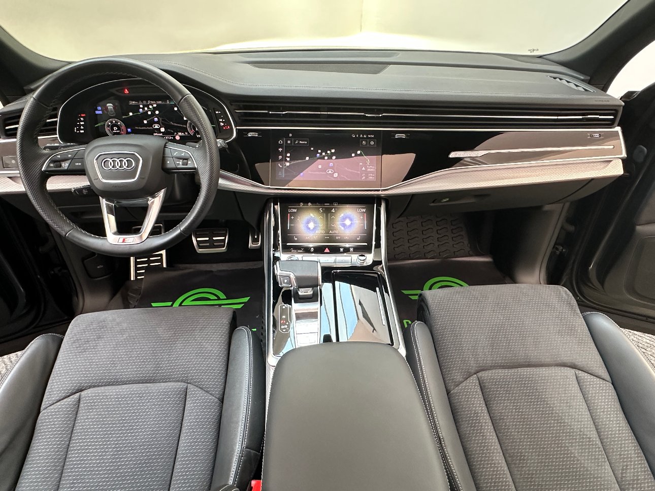 Audi Q8 3.0 tdi mhev S line quattro 360°|TETTO|ACC|ALCANTARA|22′