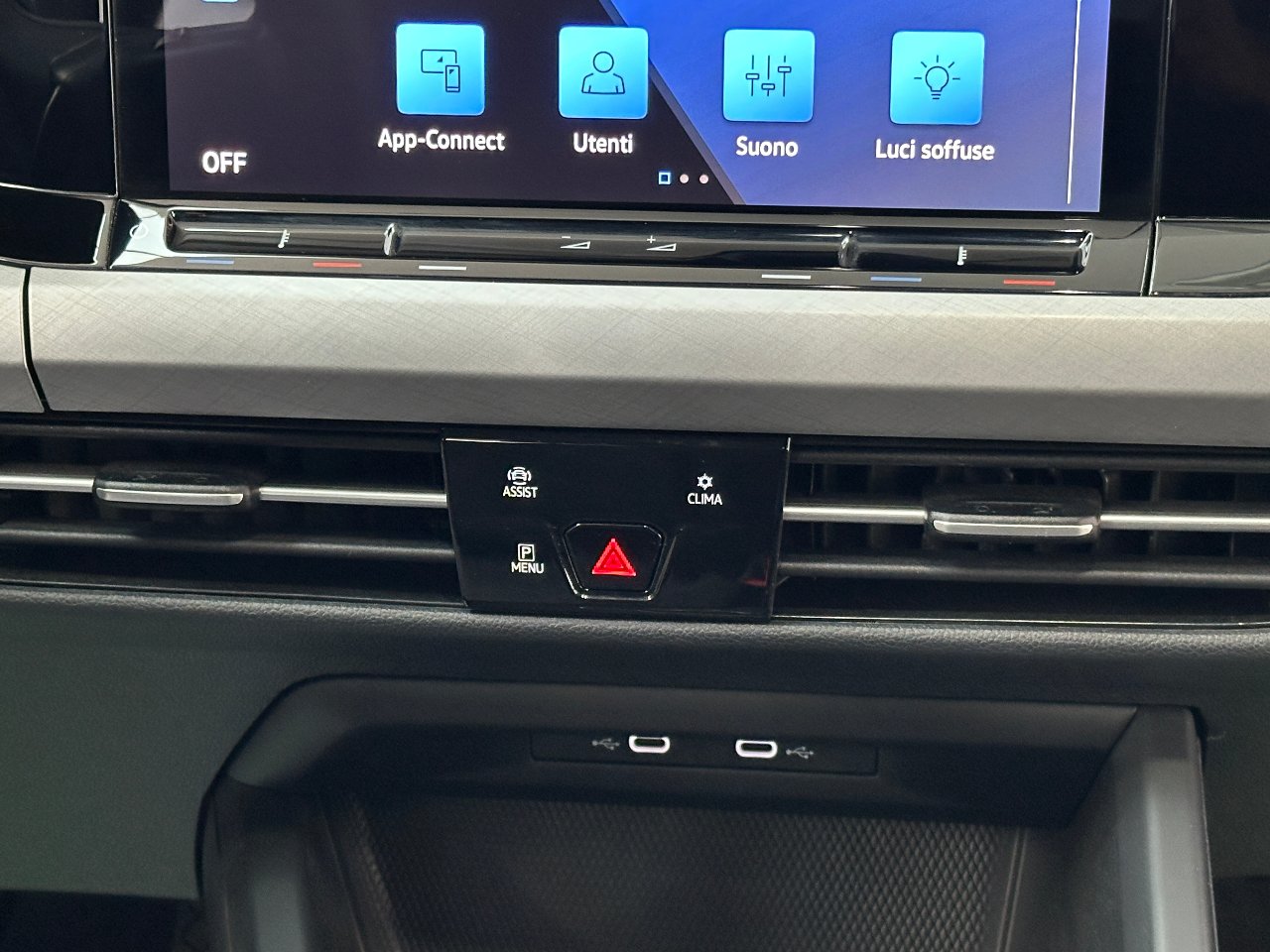 Volkswagen Golf 1.0 etsi evo Life 110cv dsg