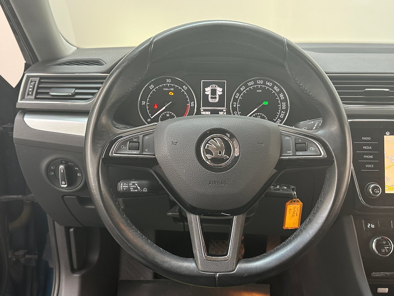 Skoda Superb Wagon 2.0 tdi Style 150cv dsg LED|CARPLAY|NAVI|17′
