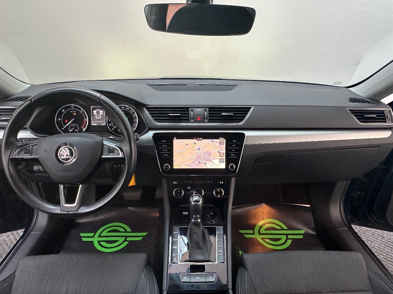 Skoda Superb Wagon 2.0 tdi Style 150cv dsg LED|CARPLAY|NAVI|17′