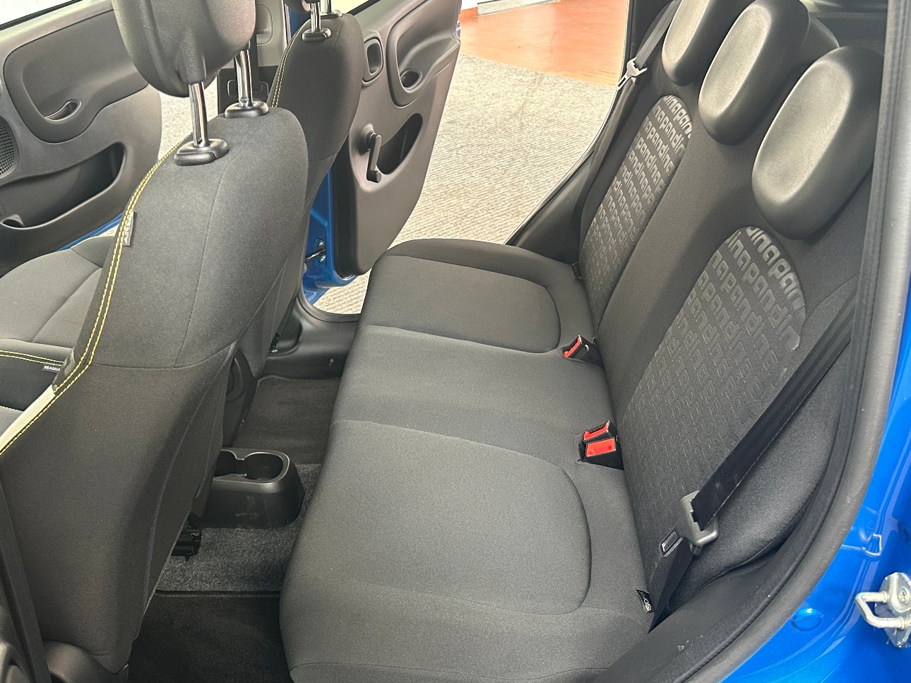 Fiat Panda 1.0 Pandina CROSS hybrid s&s 70cv 5p. PRONTA CONSEGNA