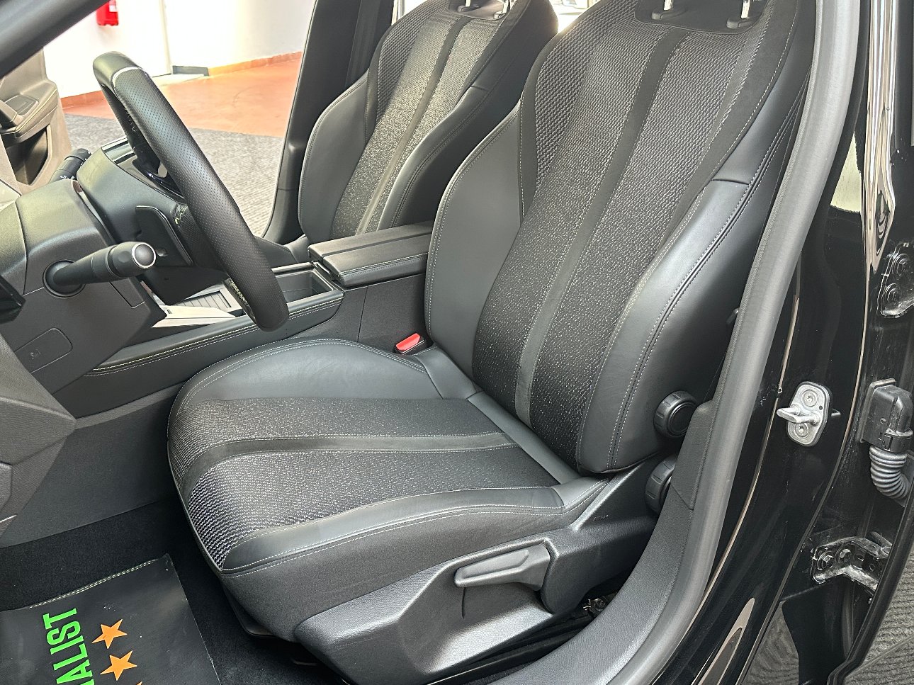 Peugeot 308 1.2 hybrid GT AUTO|360°|ACC|CARPLAY|17′