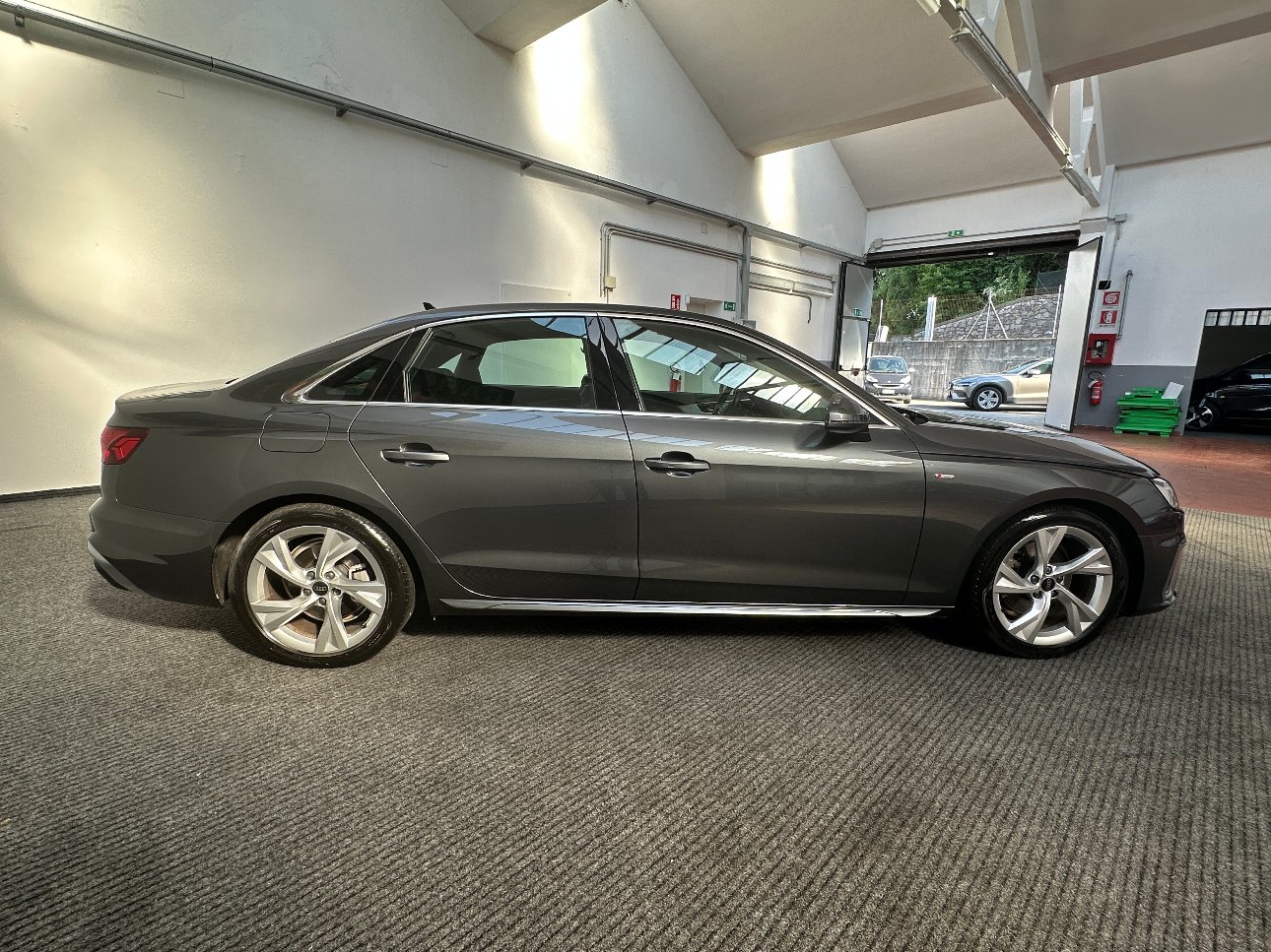 Audi A4 Berlina 35 2.0 tdi mhev S line SEDAN REAR|ACC|CARPLAY|18′