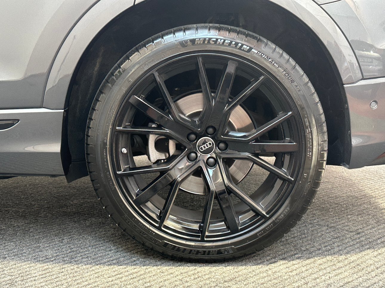 Audi Q8 3.0 tdi mhev S line quattro 360°|TETTO|ACC|ALCANTARA|22′