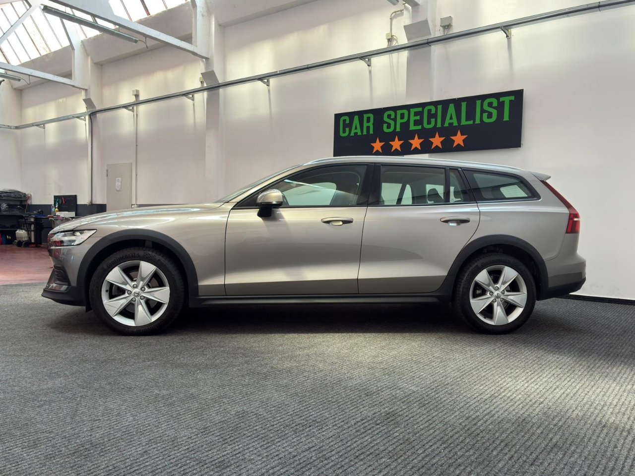 Volvo V60 Cross Country 2.0 d4 Geartronic Pro AWD MY20 – APPLE CAR PLAY|NAVI|SENSORI