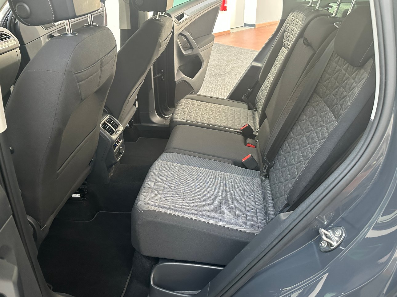 Volkswagen Tiguan 1.4 tsi PLUG-IN  dsg PHEV LED|COCKPIT|ACC|PADDLES|SERVICE